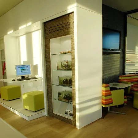 Hotel Harry's Hart Bei &