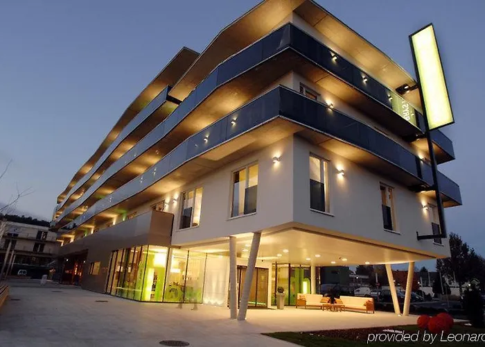 호텔 Harry's Hart Bei & 3*