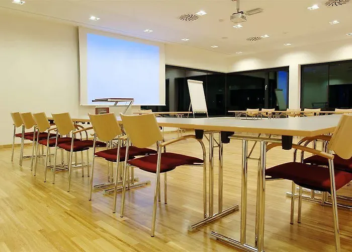 호텔 Harry's Hart Bei & 3*