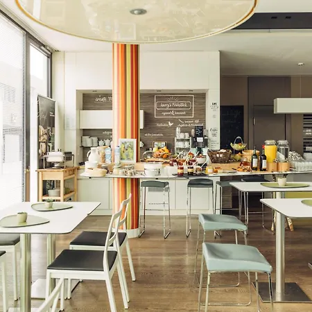 酒店 Harry's Hart Bei & 3*