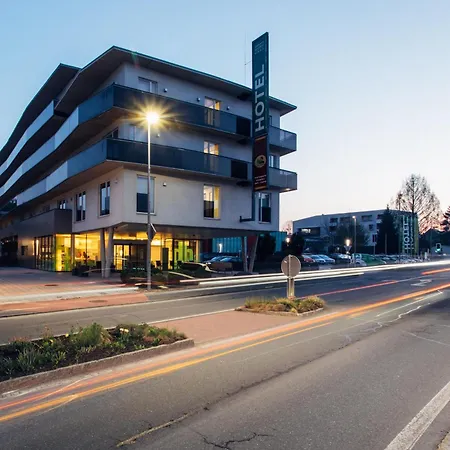 酒店 Harry's Hart Bei & 3*