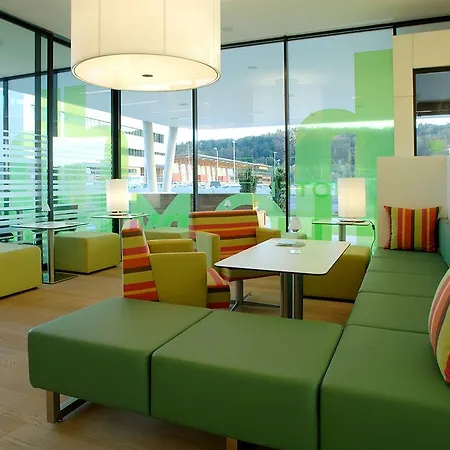 Harry's Hart Bei & Hotel