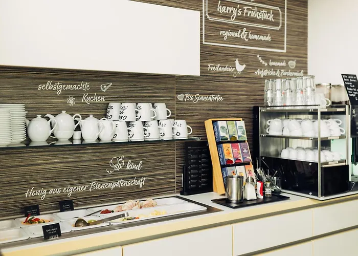 Hotel Harry's Hart Bei &