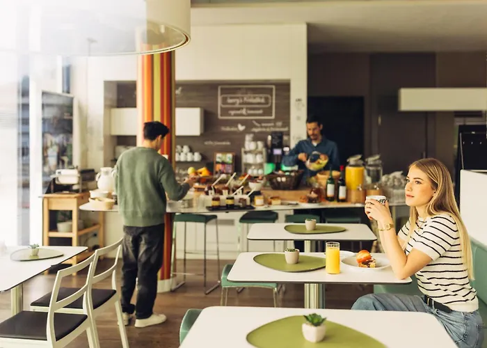 Harry's Hart Bei & Hotel 3*